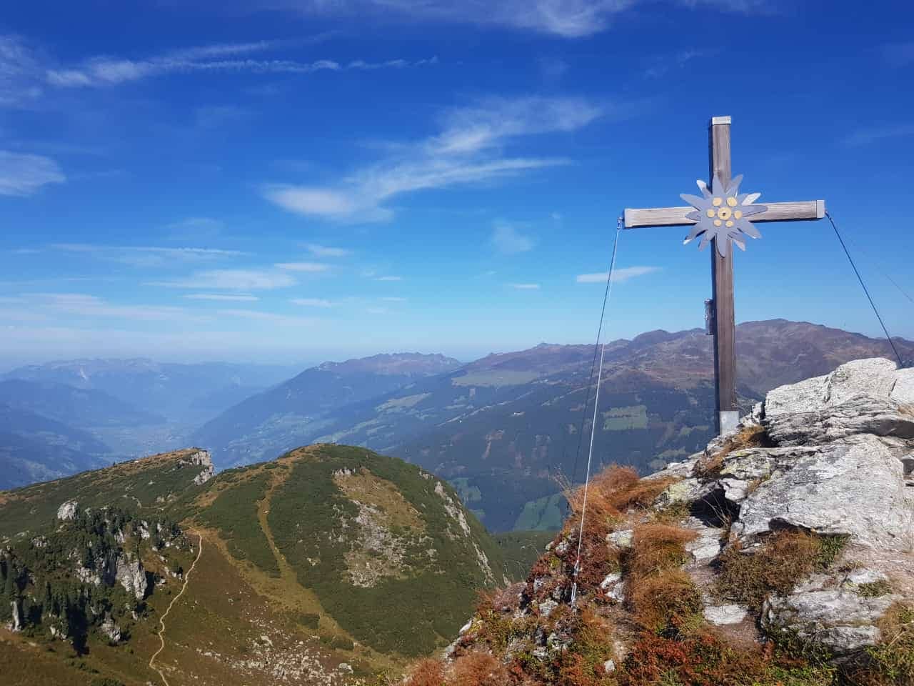 Gipfelkreuz: Steinkarspitze