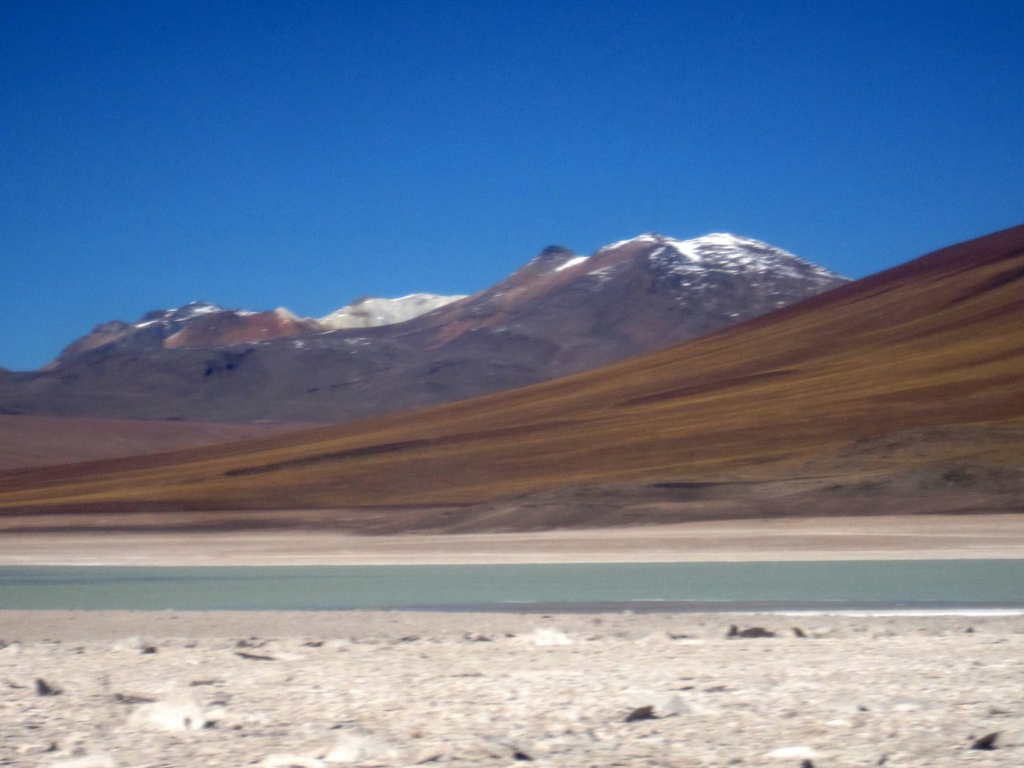 Laguna a Colorada