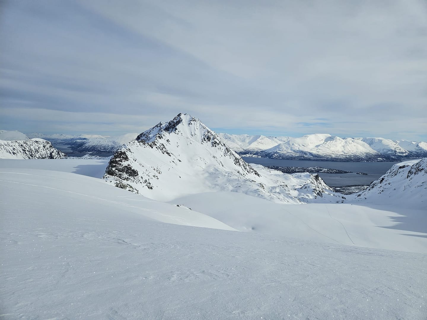 Tafeltinden 1.395 m (Skitour) Tafeltinden 1.395 m Skitour 30