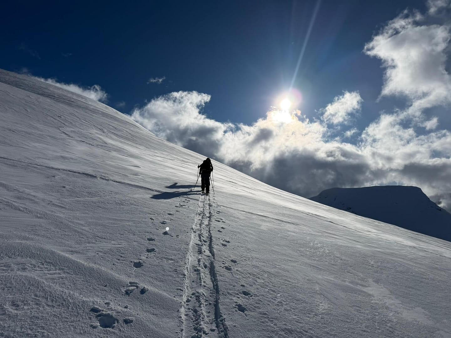 Sorfjellet 1.480 m (Skitour) WhatsApp Image 2026 04 06 at 14.51.10 1