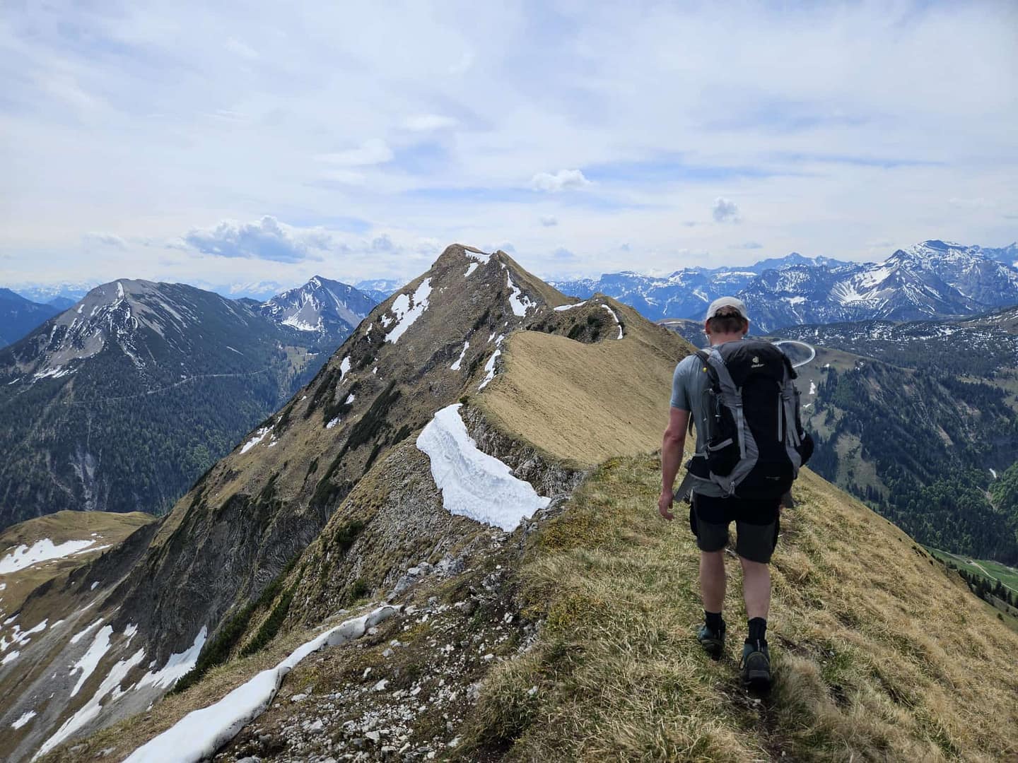 Sonntagsspitze 1.919 m & Schreckenspitze 2.022 m (Bergtour) Sonntagsspitze 1.919 m Schreckenspitze 2.022 m Bergtour 15