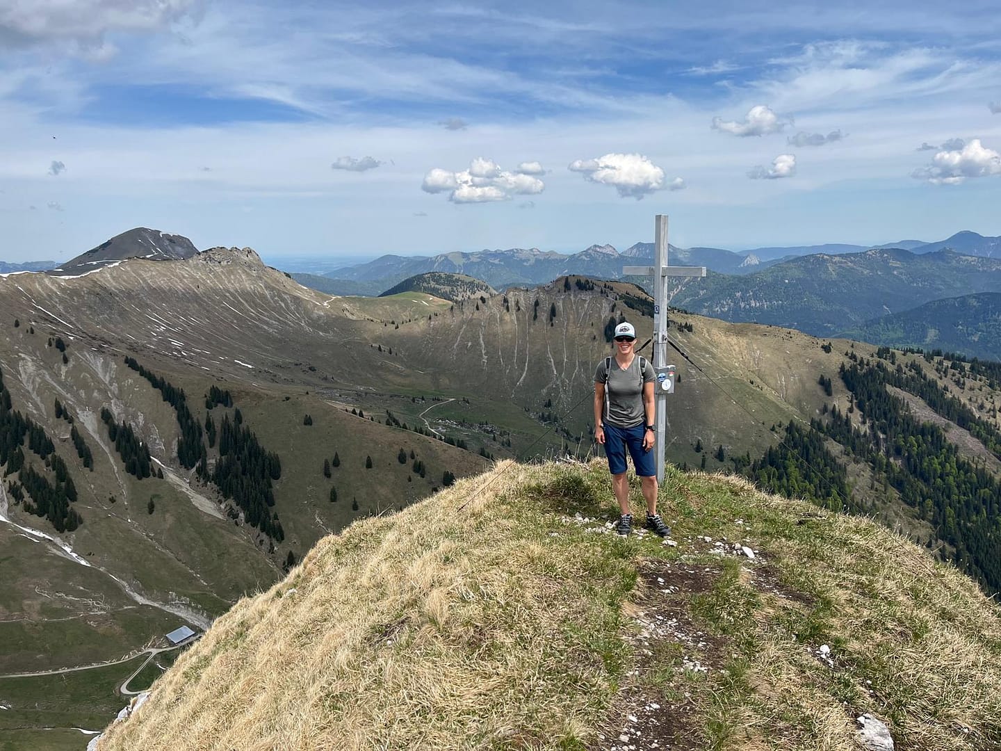 Sonntagsspitze 1.919 m & Schreckenspitze 2.022 m (Bergtour) Sonntagsspitze 1.919 m Schreckenspitze 2.022 m Bergtour 2 1