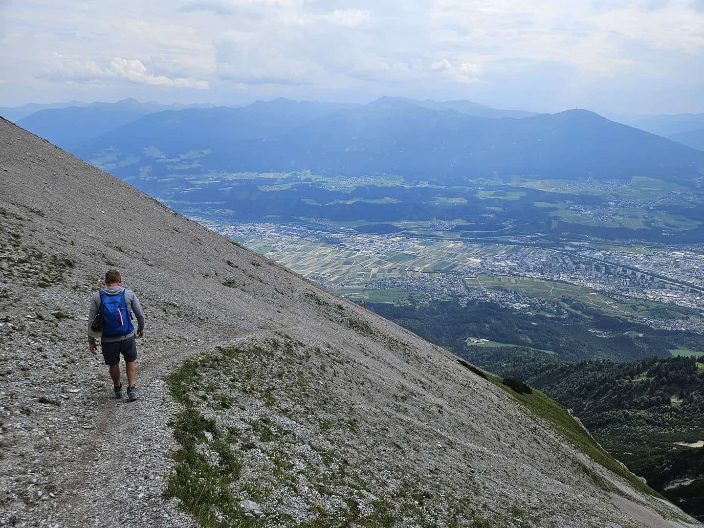 Lattenspitze 2.330 m, Pfeiser Spitze 2.347 m, Thaurer Jochspitze 2.306 m (Bergtour) Lattenspitze 2.330 m Pfeiser Spitze 2.347 m Thaurer Jochspitze 2.306 m Bergtour 2