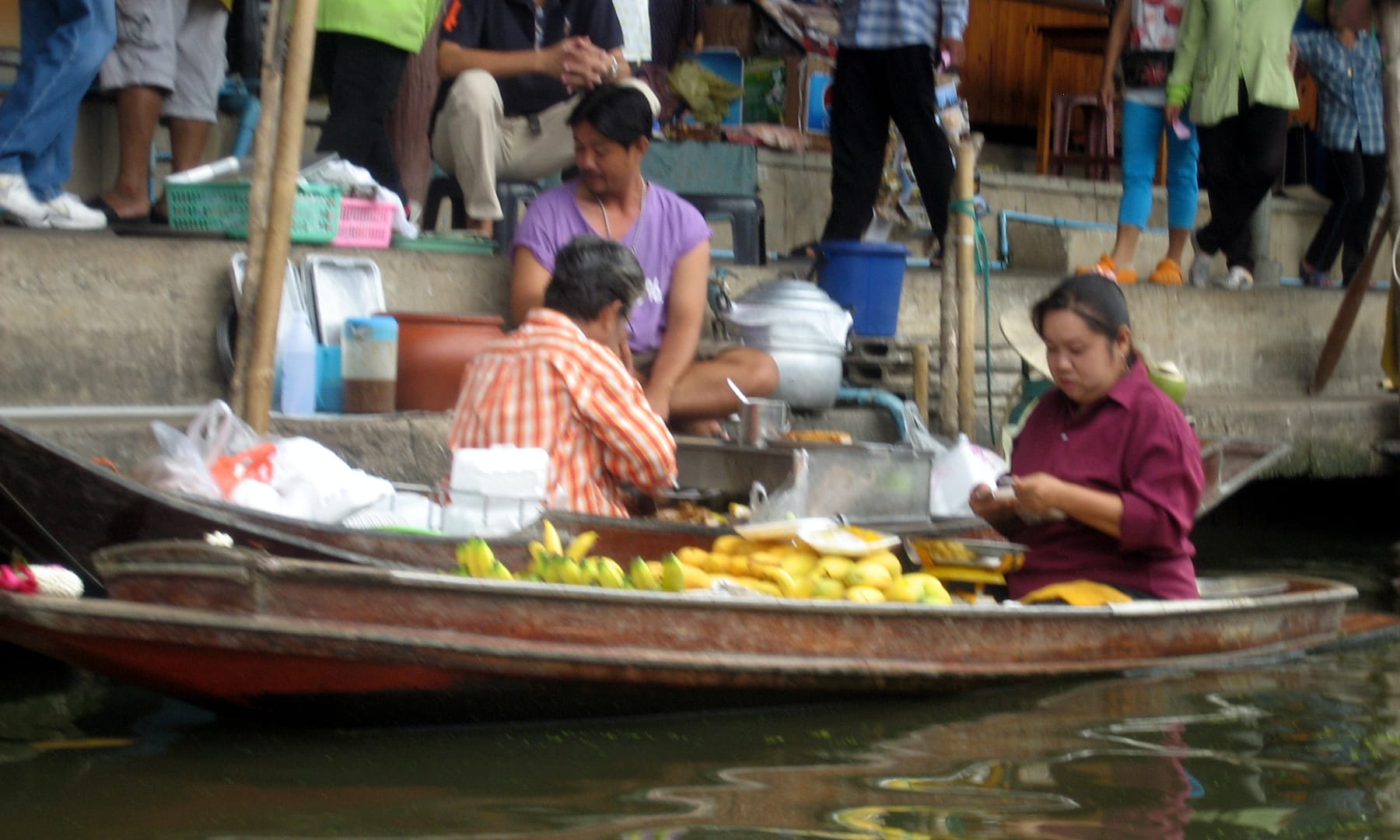 Damnoen Saduak Floating Market