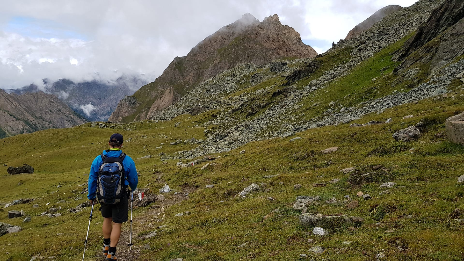 Weg zur Sterzinger Hütte
