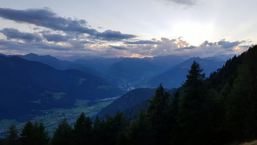 Höllenkragen 2.387 m (Wanderung) Abstieg vom Höllenkragen