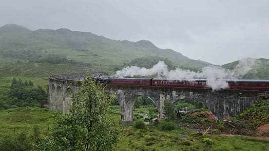 Glenfinnan Viaduct / Hogwarts Express (Wanderung) Glenfinnan Viaduct Hogwarts Express Wanderung 6