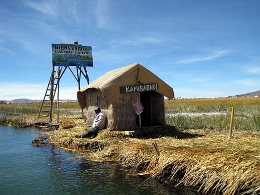Uros Floating Islands auf dem Titicacasee Titicacasee