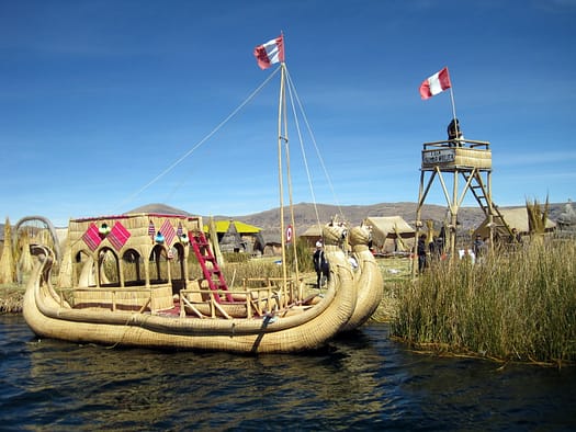 Uros Floating Islands auf dem Titicacasee Titicacasee