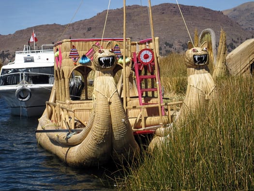 Uros Floating Islands auf dem Titicacasee Titicacasee