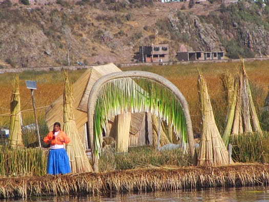 Uros Floating Islands auf dem Titicacasee Titicacasee