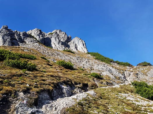 Bettlerkarspitze 2.268 m & Montscheinspitze 2.106 m (Wanderung) Montscheintspitze 9