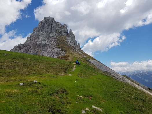 Gehrenspitze 2.367 m (Wanderung) Gehrenspitze 2.367 m Wanderung 12