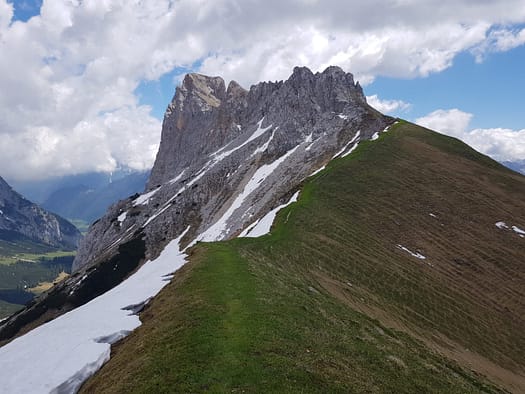 Gehrenspitze 2.367 m (Wanderung) Gehrenspitze 2.367 m Wanderung 15