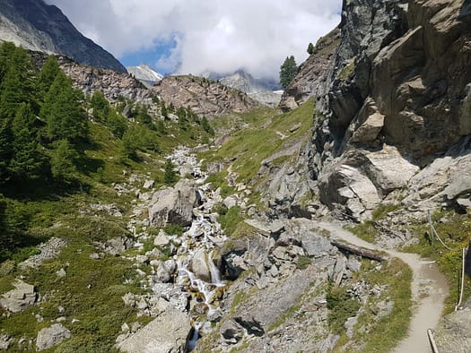 Obergabelhorn 4.063 m Versuch (Hochtour) Rothornhuette 1