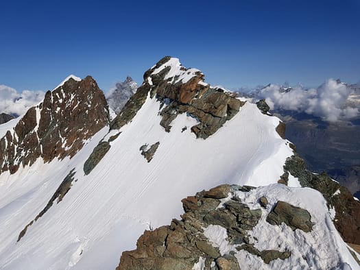 Westlicher Breithornzwilling 4.139 m, östlicher Breithornzwilling 4.106 m (Hochtour) Breithorn halbe Traverse ost west Hochtour 12