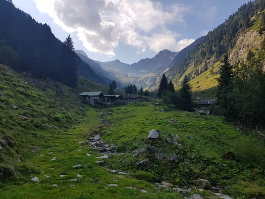 Gaulspitze 2.411 m (Wanderung) Gaulspitze 2.411 m Wanderung 23
