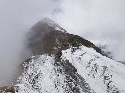 Großes Wiesbachhorn 3.564 m, Hinterer Bratschenkopf 3.413 m, Klockerin 3.422 m, Hohe Dock 3.348 m, Großer Bärenkopf 3.396 m, Mittlerer Bärenkopf 3.351 m (Hochtour) Grosser Baerenkopf 3.396 m 3