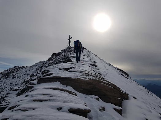 Großes Wiesbachhorn 3.564 m, Hinterer Bratschenkopf 3.413 m, Klockerin 3.422 m, Hohe Dock 3.348 m, Großer Bärenkopf 3.396 m, Mittlerer Bärenkopf 3.351 m (Hochtour) Grosses Wiesbachhorn 3.564 m 16