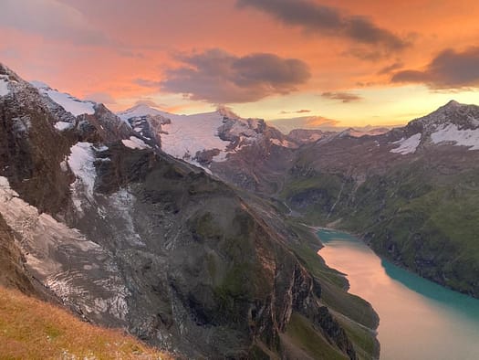 Heinrich-Schwaiger-Haus 2.802 m (Wanderung) Heinrich Schwaiger Haus 2.802 m Wanderung 16