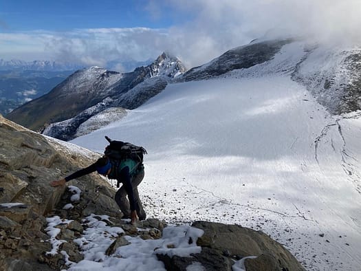 Großes Wiesbachhorn 3.564 m, Hinterer Bratschenkopf 3.413 m, Klockerin 3.422 m, Hohe Dock 3.348 m, Großer Bärenkopf 3.396 m, Mittlerer Bärenkopf 3.351 m (Hochtour) Hinterer Bratschenkopf 3.413 m 2