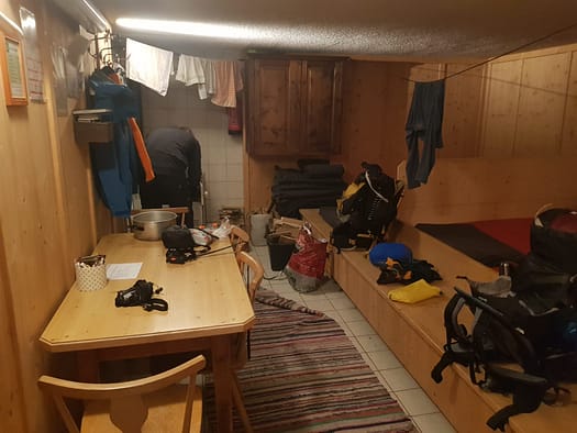 Zittauer Hütte 2.330 m Winterraum (Skitour) Zittauer Huette 2.330 m Winterraum Skitour 7