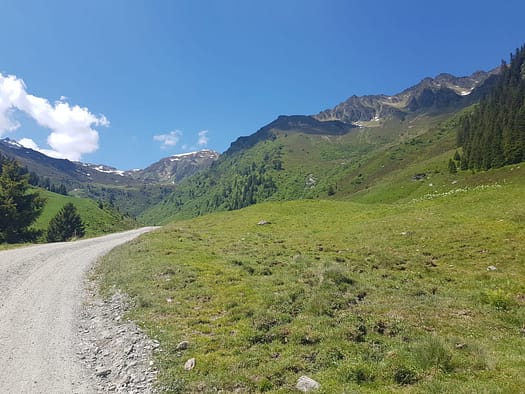 Sonntagsköpfl 2.244 m von Hochfügen (Wanderung) Sonntagskoepfl 2.244 m von Hochfuegen Wanderung 1
