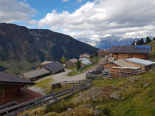 Hirzer 2.725 m (Wanderung) Hirzer 2.725 m Wanderung 14