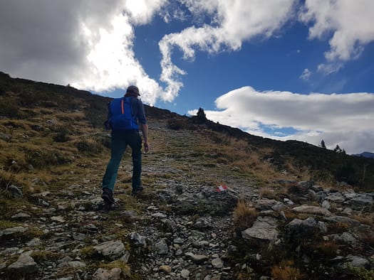 Hirzer 2.725 m (Wanderung) Hirzer 2.725 m Wanderung 18