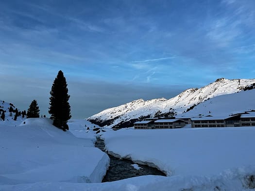 Lizumer Hütte 2.019 m (Skitour) Lizumer Huette 2.019 m Skitour 21