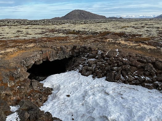 Leiđarendi Lavahöhle (Wanderung) Leidarendi Lavahoehle Wanderung 7