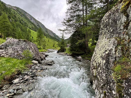 Essener- und Rostocker Hütte 2.208 m (Wanderung) Essener und Rostocker Huette 2.208 m Wanderung 2