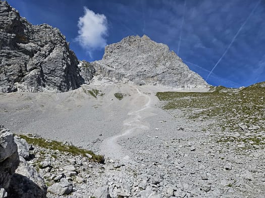 Lamsenspitze 2.508 m (Klettersteig) Lamsenspitze 2.508 m Klettersteig 18