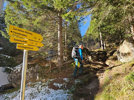 Friesenberghaus 2.498 m (Wanderung) Friesenberghaus 2.498 m Wanderung 14