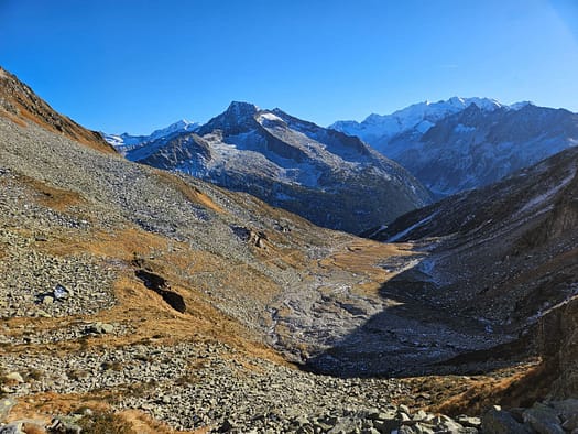 Friesenberghaus 2.498 m (Wanderung) Friesenberghaus 2.498 m Wanderung 6