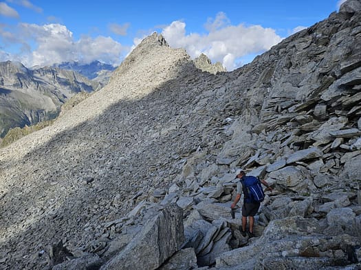 Ochsner 3.107 m, Hennsteigenspitze 3.002 m (Bergtour) Ochsner 3.107 m Hennsteigenspitze 3.002 m Bergtour 15