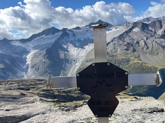 Ochsner 3.107 m, Hennsteigenspitze 3.002 m (Bergtour) Ochsner 3.107 m Hennsteigenspitze 3.002 m Bergtour 3 1