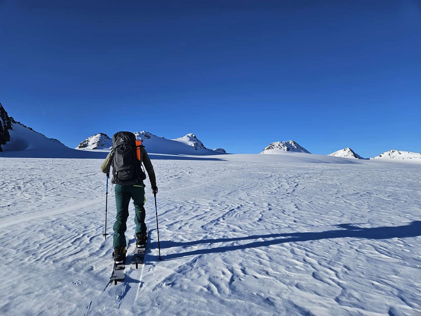 Hochvernaglwand 3.433 m & Mittlere Hintereisspitze 3.450 m (Skihochtour) Hochvernaglwand 3.433 m Mittlere Hintereisspitze 3.450 m Skihochtourbr 2