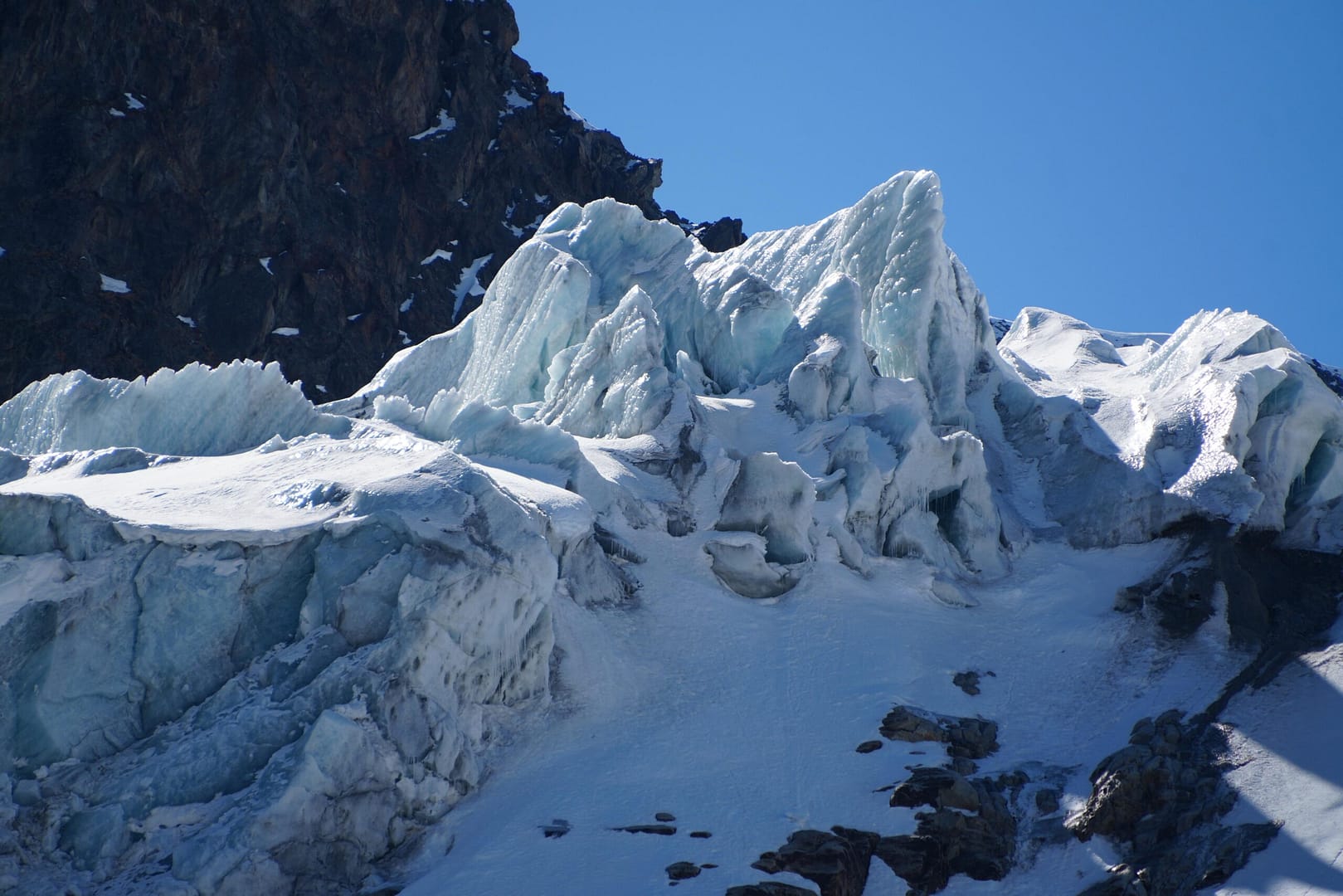 Weißseespitze 3.498 m (Skihochtour) Weissseespitze 3.498 m Skihochtour1 2 scaled