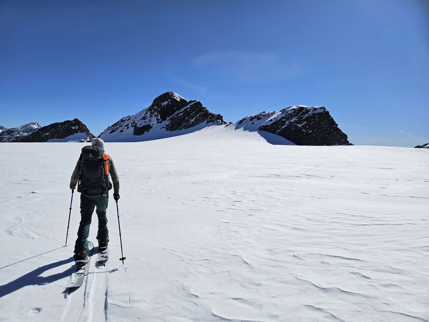Hochvernaglwand 3.433 m & Mittlere Hintereisspitze 3.450 m (Skihochtour) Hochvernaglwand 3.433 m Mittlere Hintereisspitze 3.450 m Skihochtourbr 9