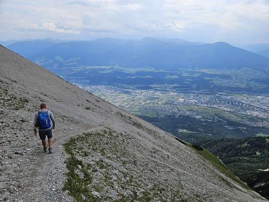 Lattenspitze 2.330 m, Pfeiser Spitze 2.347 m, Thaurer Jochspitze 2.306 m (Bergtour) Lattenspitze 2.330 m Pfeiser Spitze 2.347 m Thaurer Jochspitze 2.306 m Bergtour 2