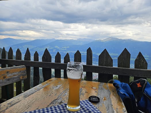 Lattenspitze 2.330 m, Pfeiser Spitze 2.347 m, Thaurer Jochspitze 2.306 m (Bergtour) Lattenspitze 2.330 m Pfeiser Spitze 2.347 m Thaurer Jochspitze 2.306 m Bergtour 4